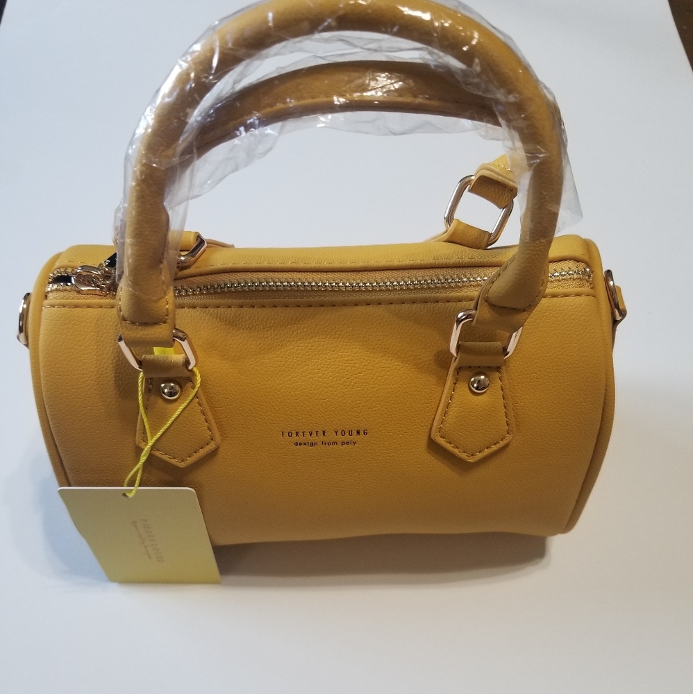 PIERRE LOUES TRENDY PU LEATHER CROSS BODY BAG - Picture 2 of 8